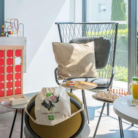 Ibis Styles Pertuis Portes Du Luberon Exterior photo