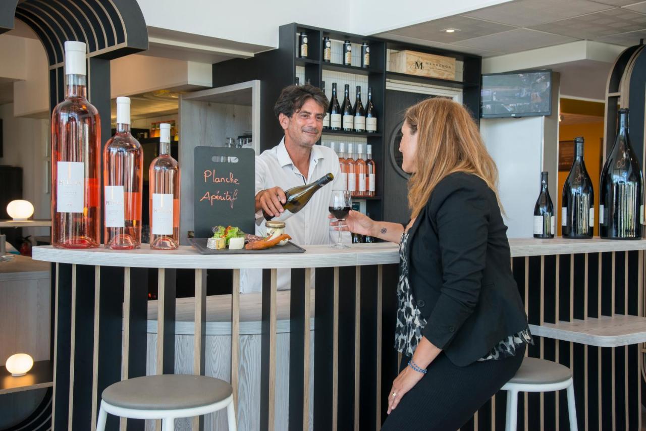 Ibis Styles Pertuis Portes Du Luberon Exterior photo